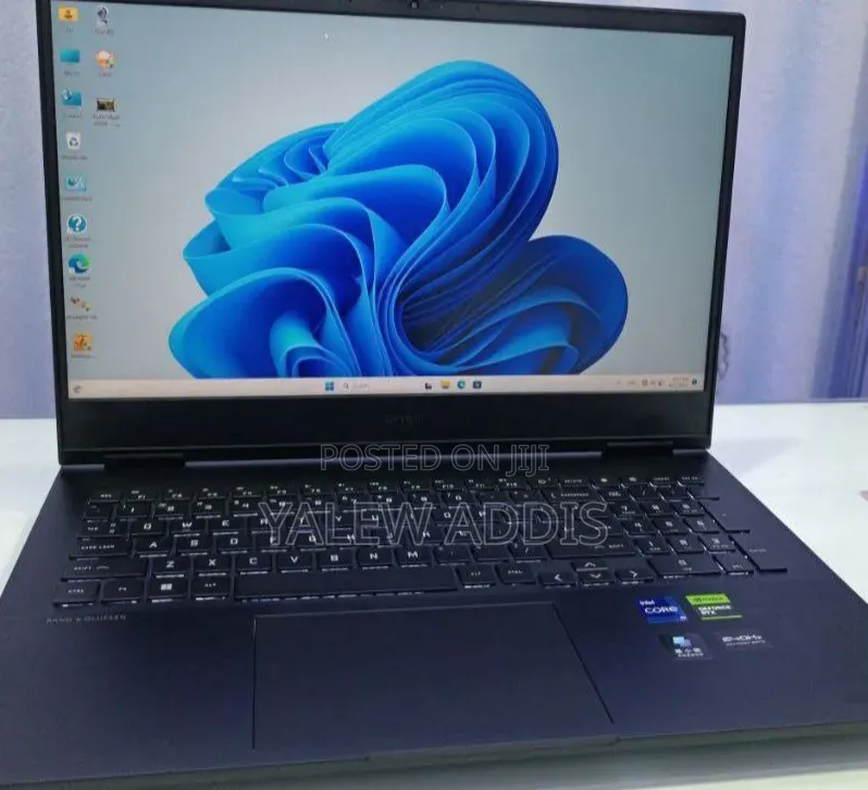 New Laptop HP Omen Slim 16GB Intel Core i9 SSD 1T