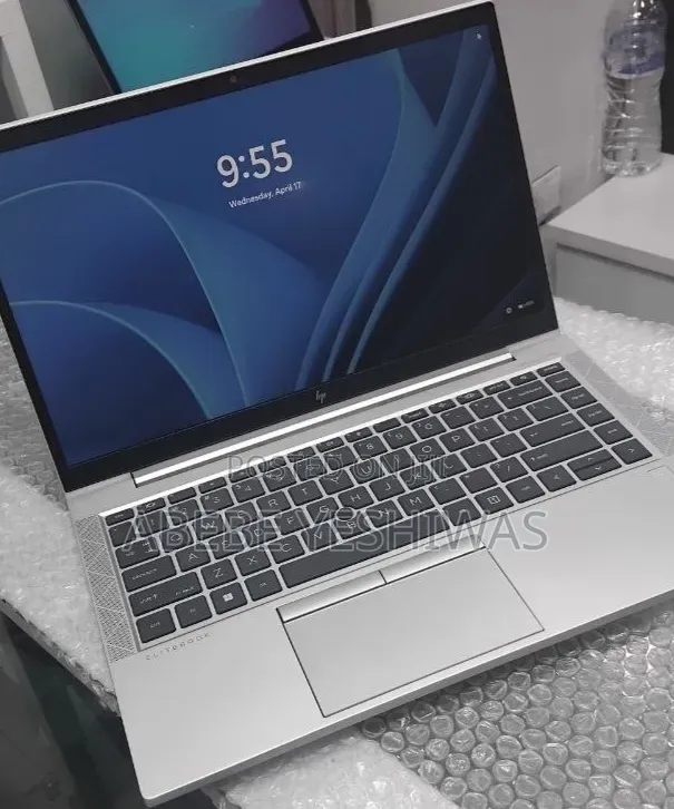 New Laptop HP EliteBook 840 G8 16GB AMD Ryzen 5 SSD 512GB