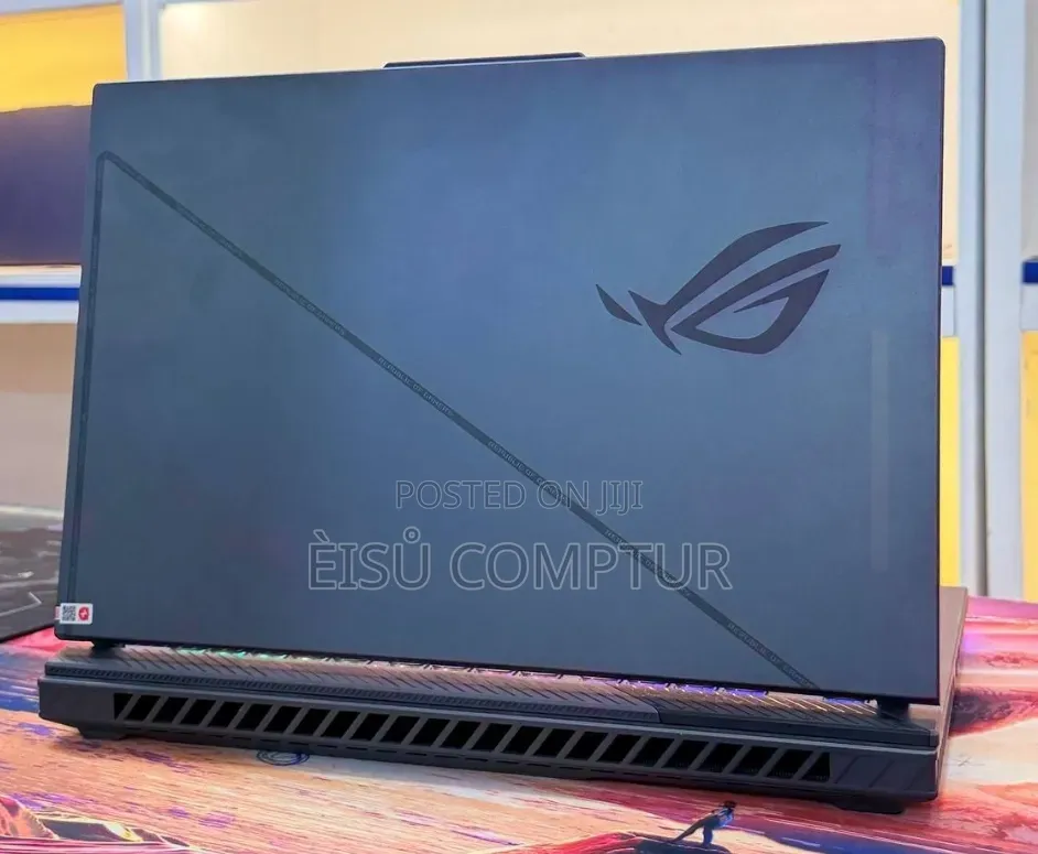 New Laptop Asus ROG Strix G15 16GB Intel Core i9 SSD 1T