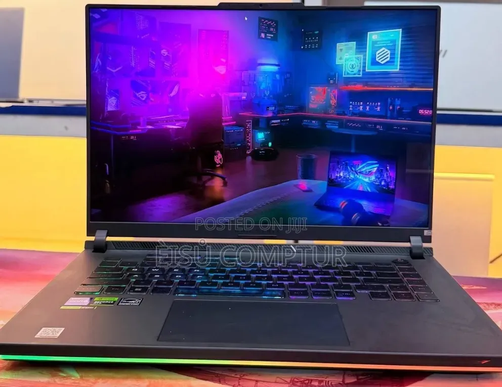 New Laptop Asus ROG Strix G15 16GB Intel Core i9 SSD 1T