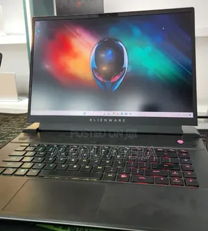 New Laptop Alienware M16 r1 16GB AMD Ryzen 9 SSD 1T