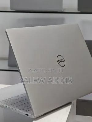 New Laptop Dell XPS 13 32GB Intel Core i7 SSD 512GB