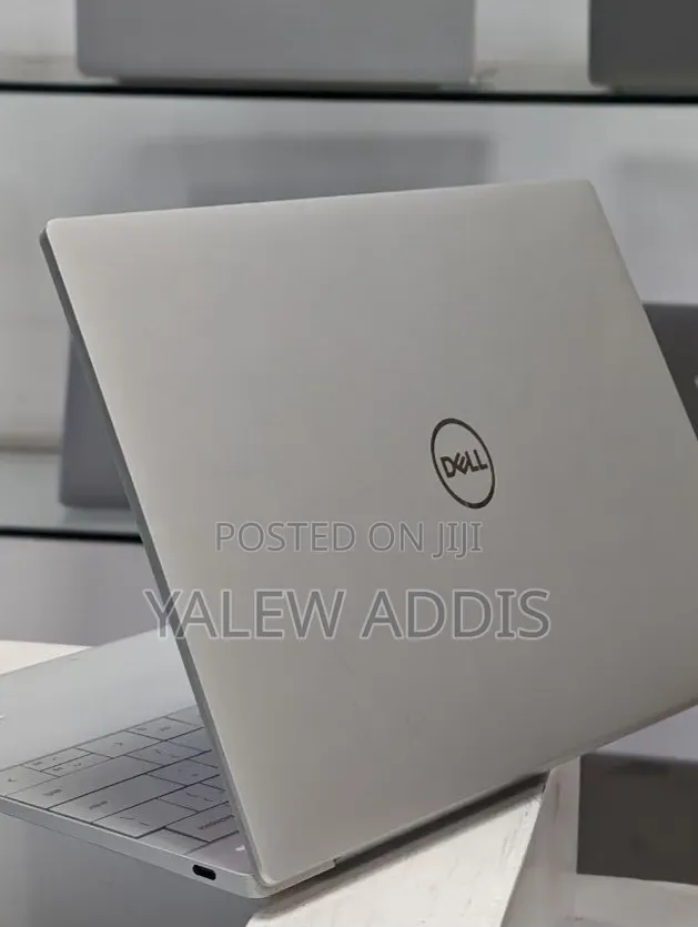 New Laptop Dell XPS 13 32GB Intel Core i7 SSD 512GB