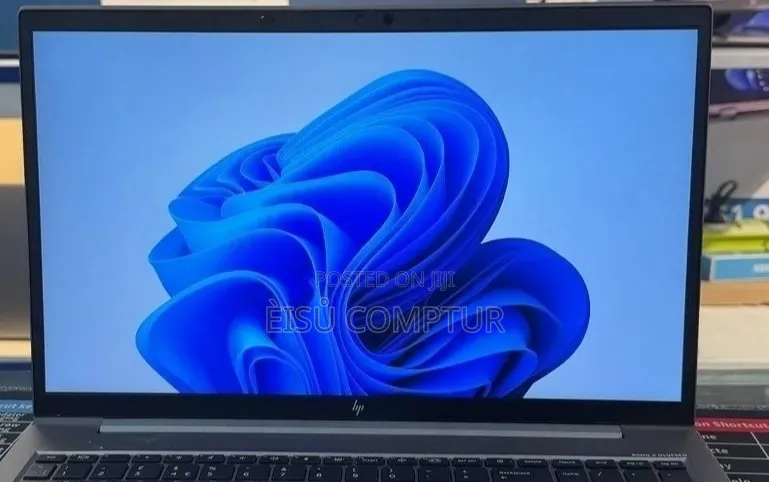 New Laptop HP Zbook Studio G7 16GB Intel Core i7 SSD 512GB