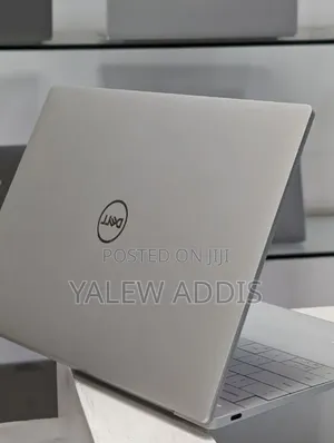 New Laptop Dell XPS 13 32GB Intel Core i7 SSD 512GB