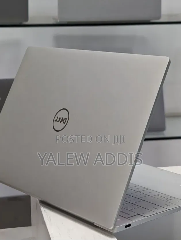 New Laptop Dell XPS 13 32GB Intel Core i7 SSD 512GB