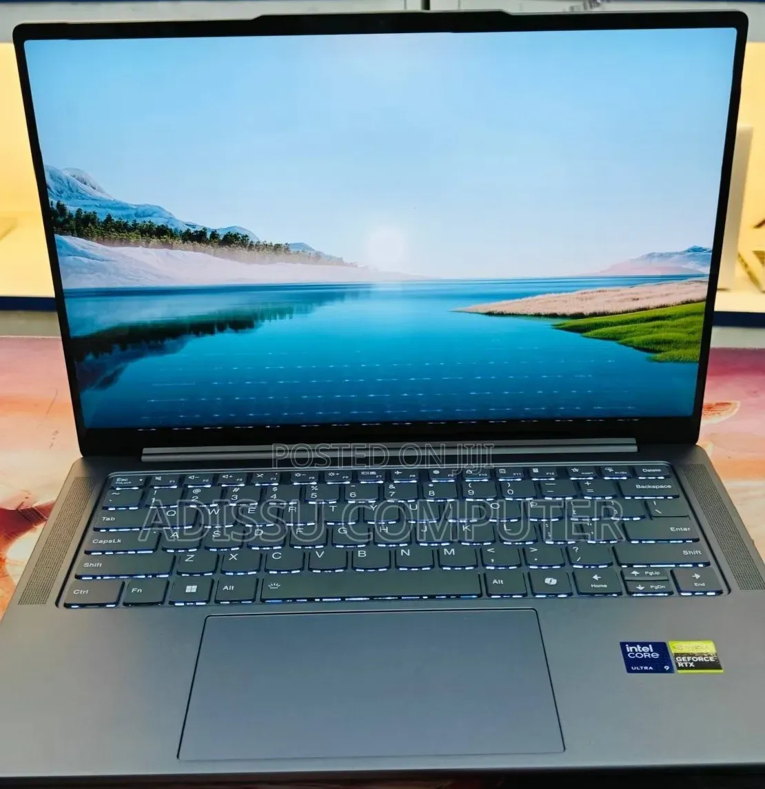 New Laptop Lenovo Legion Pro 7 32GB Intel Core Ultra 7 SSD 512GB