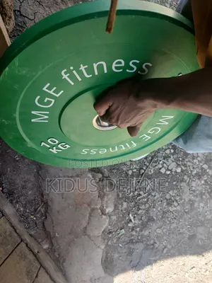 MGE Fitness 10KG Bumper Plate / የጂም ክብደት ዲስክ (10 ኪ.ግ)