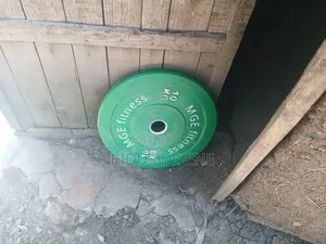 MGE Fitness 10KG Bumper Plate / የጂም ክብደት ዲስክ (10 ኪ.ግ)