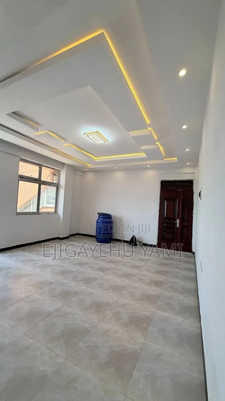 Furnished 3bdrm Condo in ኮንዶሚንየም, Bole for sale