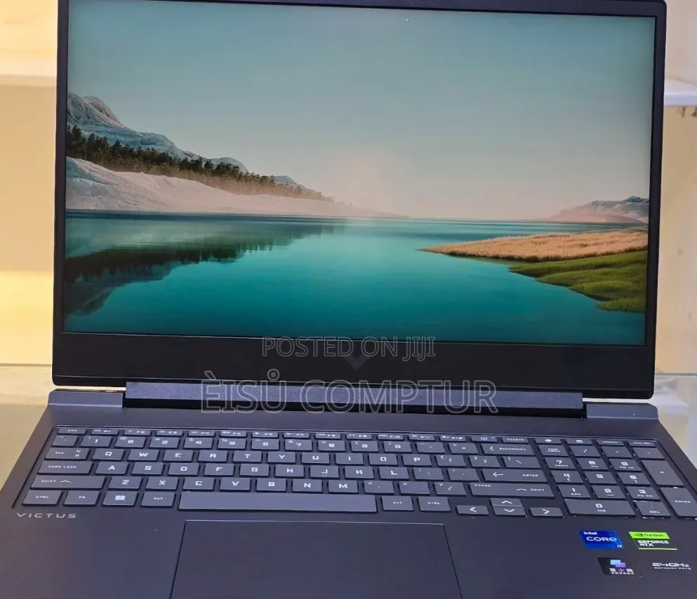 New Laptop HP Victus 15 16GB Intel Core i7 SSD 1T