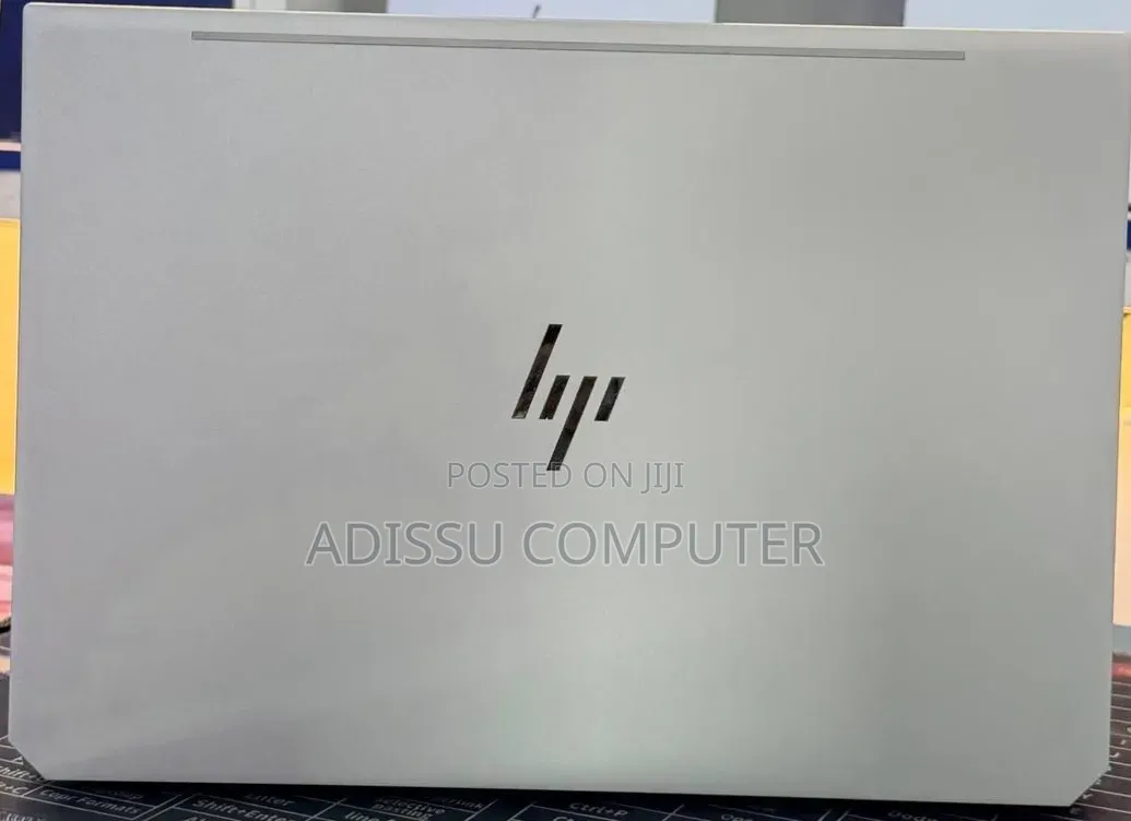 New Laptop HP EliteBook 1050 G1 16GB Intel Core i7 SSD 512GB