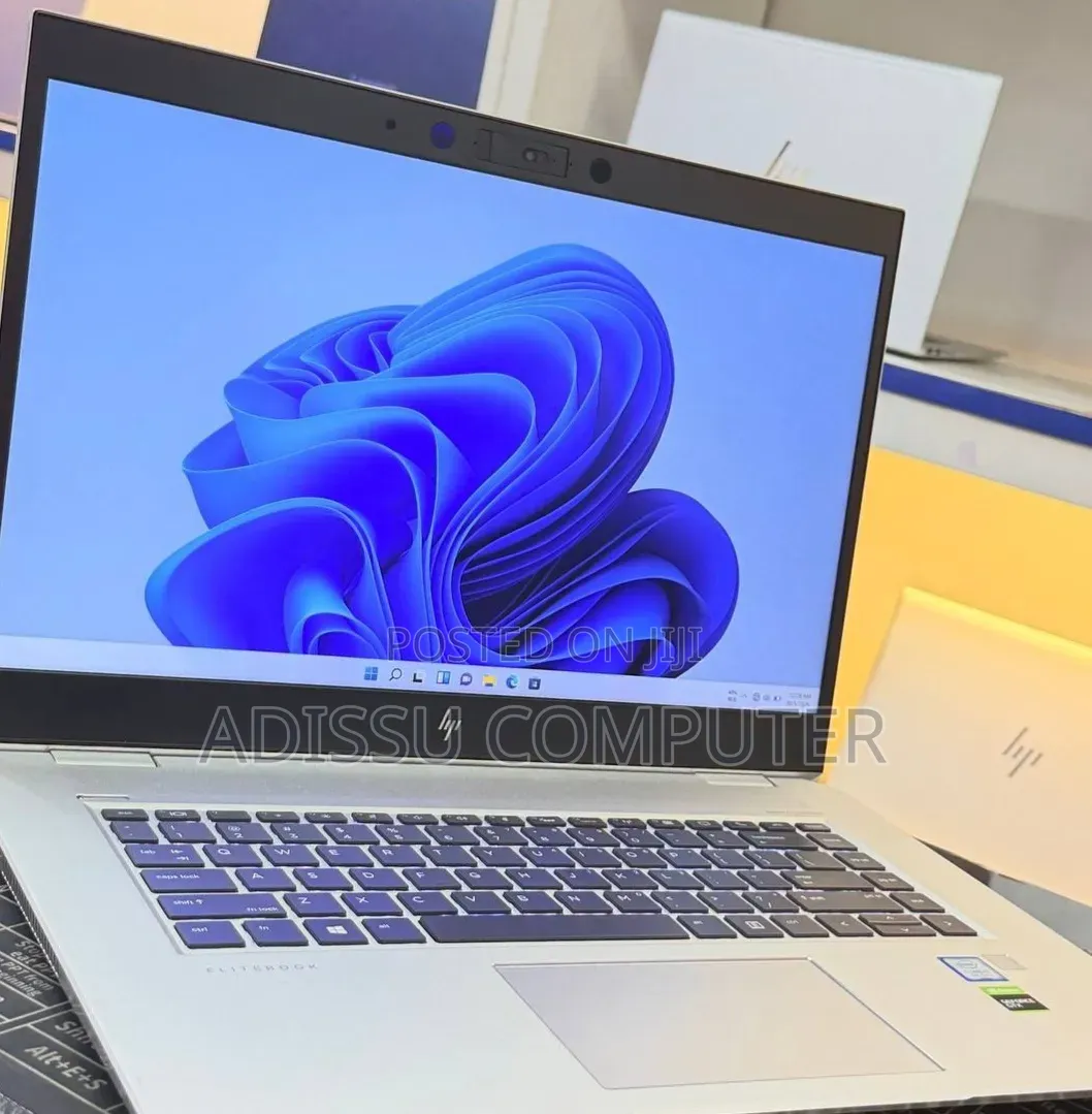 New Laptop HP EliteBook 1050 G1 16GB Intel Core i7 SSD 512GB