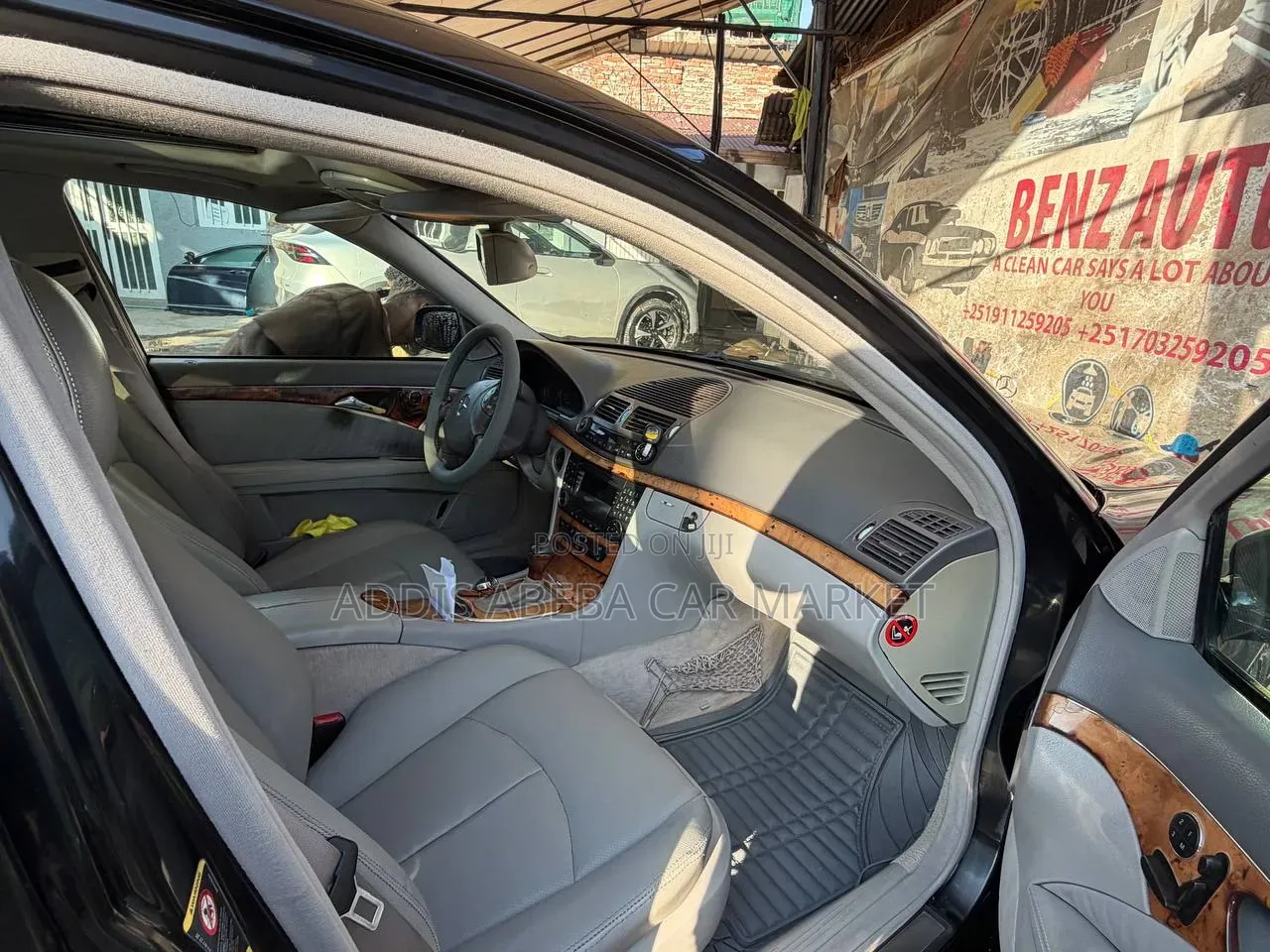 Mercedes-Benz E200 2003 Black