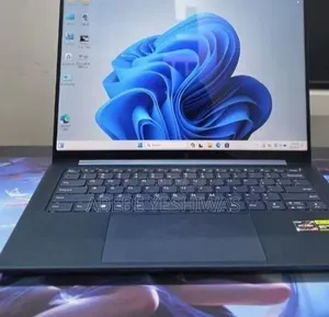 New Laptop Lenovo Yoga 330 16GB AMD Ryzen 7 SSD 512GB