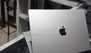 New Laptop Apple MacBook Pro 2024 M4 16GB Apple M4 Pro SSD 512GB