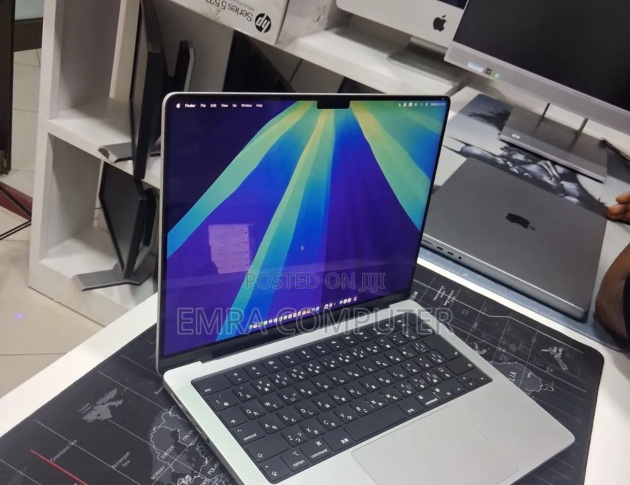 New Laptop Apple MacBook Pro 2024 M4 16GB Apple M4 Pro SSD 512GB