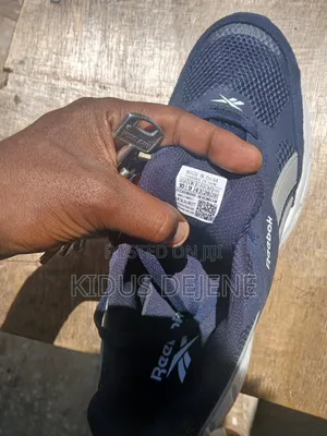 Reebok 43 Shose ጫማ