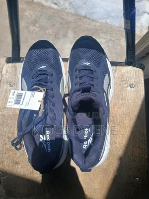Reebok 43 Shose ጫማ