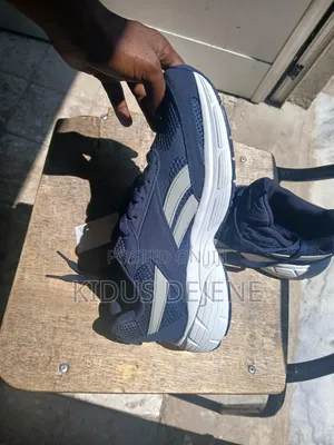 Reebok 43 Shose ጫማ