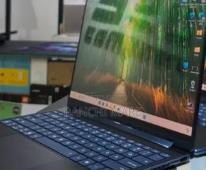 New Laptop Lenovo Yoga 9i 32GB Intel Core Ultra 7 SSD 1T