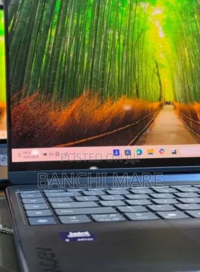 New Laptop Lenovo Yoga 9i 32GB Intel Core Ultra 7 SSD 1T