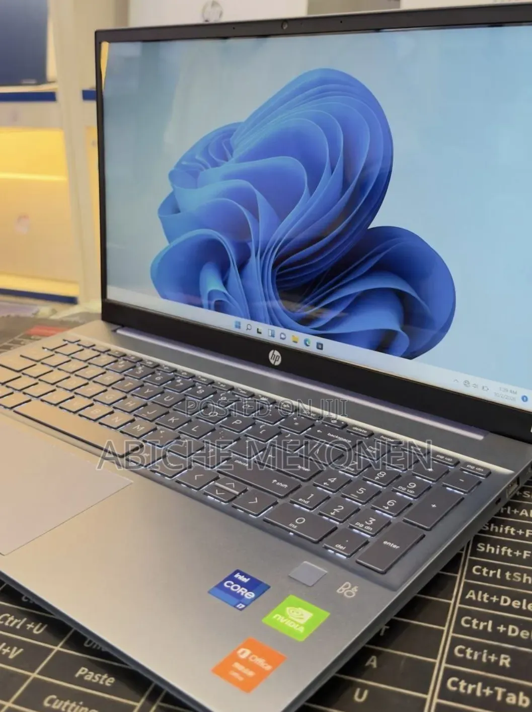 New Laptop HP Pavilion 15 16GB Intel Core i5 SSD 512GB