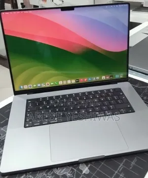 New Laptop Apple MacBook Pro 2024 M4 16GB Apple M4 SSD 512GB