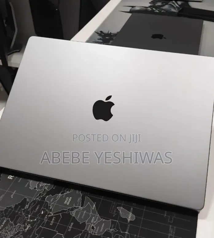 New Laptop Apple MacBook Pro 2024 M4 16GB Apple M4 SSD 512GB