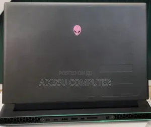 New Laptop Alienware M16 R1 16GB AMD Ryzen 9 SSD 1T