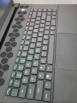 New Laptop Alienware M16 R1 16GB AMD Ryzen 9 SSD 1T