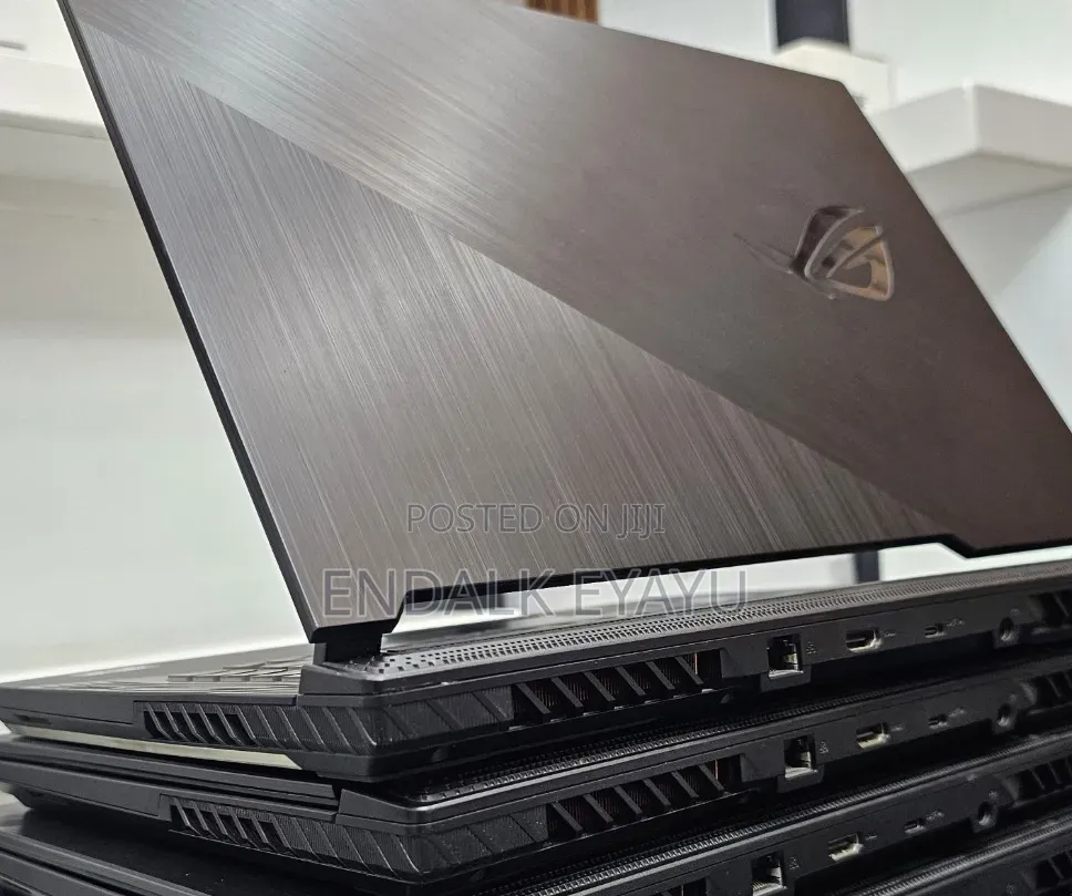 New Laptop Asus ROG Strix G15 16GB Intel Core i7 SSD 512GB