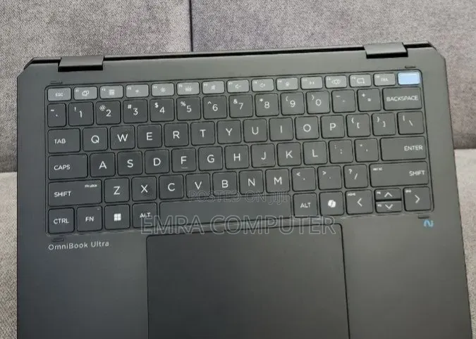 New Laptop HP 16GB Intel Core Ultra 7 SSD 1T
