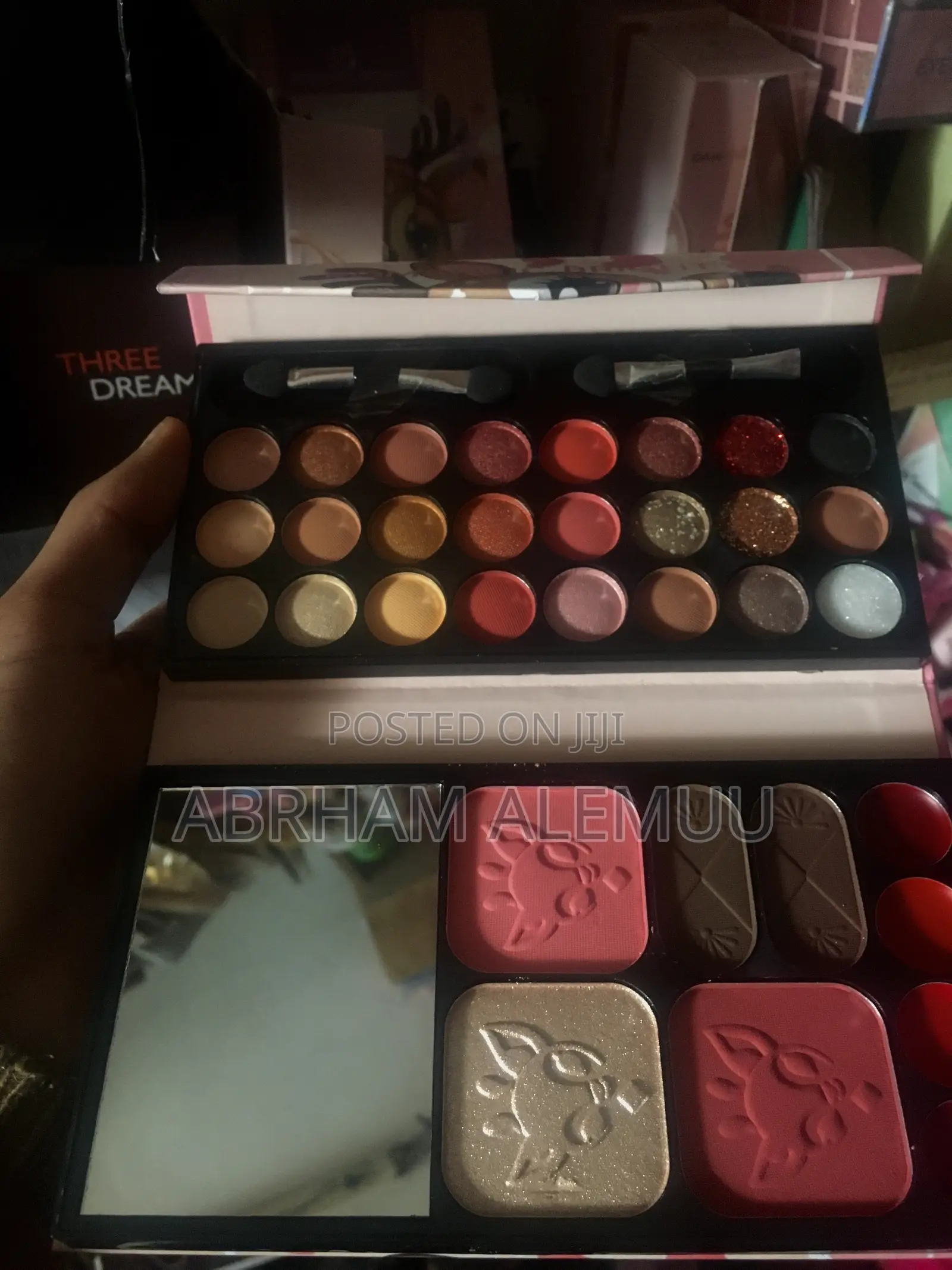 Eyeshadow Palette