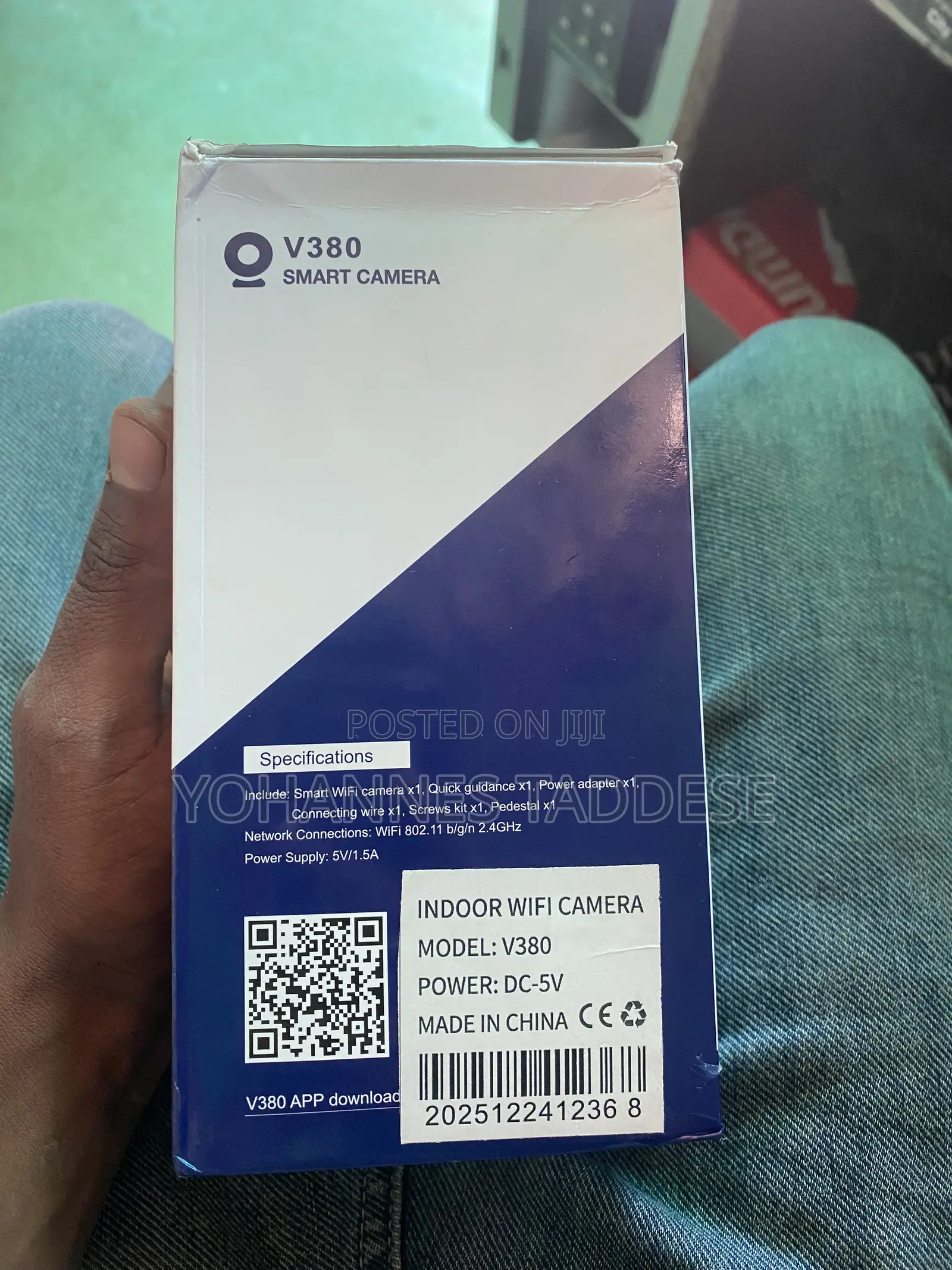 Camera v 380