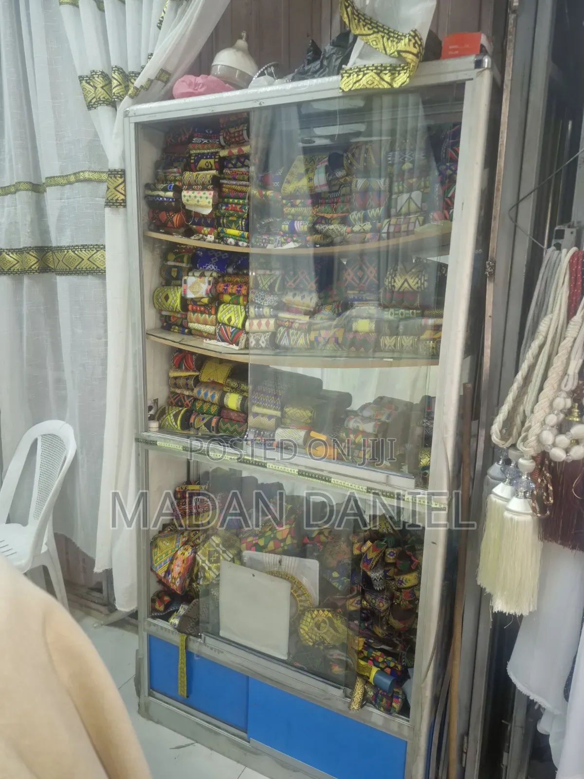 Madancurtain