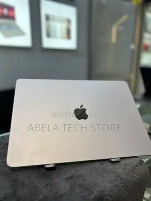 Laptop Apple MacBook Air 2024 M3 16GB Apple M3 SSD 512GB