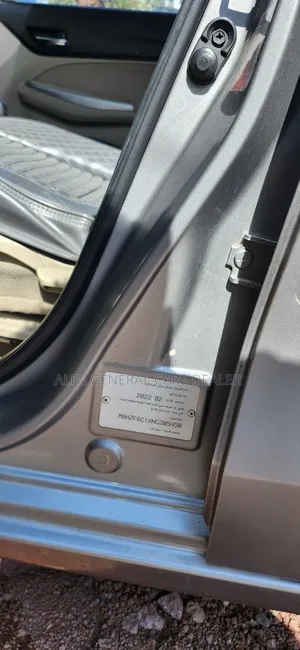 Toyota HiAce 2005