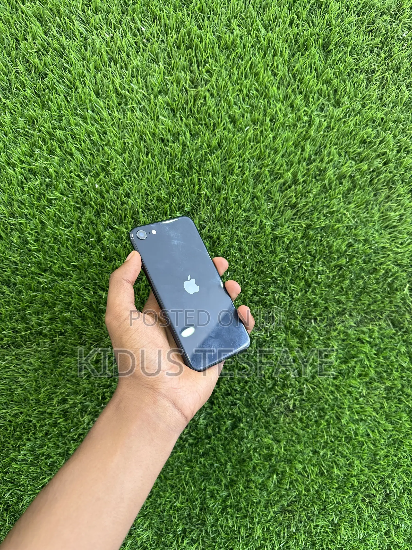 Apple iPhone SE (2022) 64 GB Blue