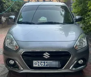 Suzuki Dzire 2022 Silver