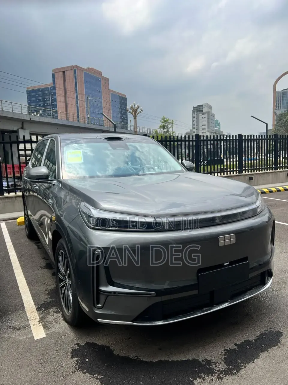New Geely Galaxy Starshine 8 2025 Gray