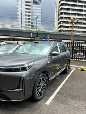 New Geely Galaxy Starshine 8 2025 Gray