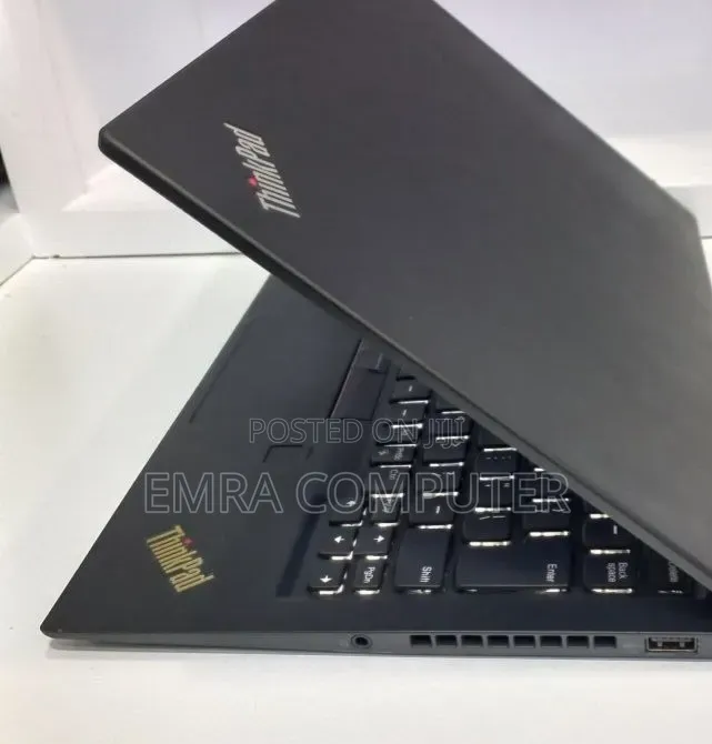 New Laptop Lenovo 8GB Intel Core i5 SSD 256GB