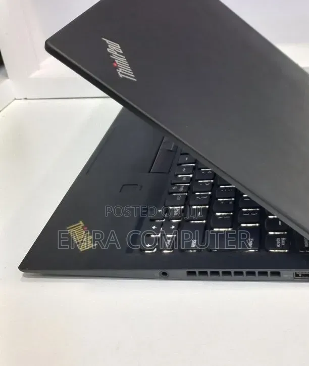 New Laptop Lenovo 8GB Intel Core i5 SSD 256GB