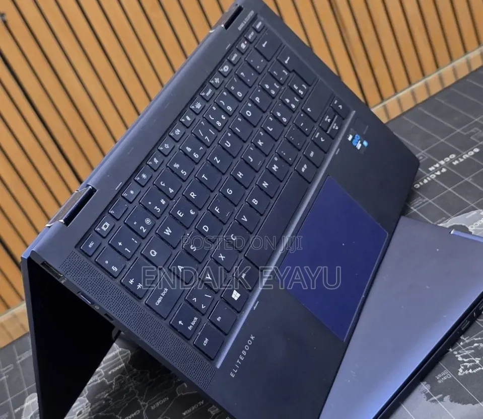 New Laptop HP Elite Dragonfly G2 16GB Intel Core i7 SSD 512GB