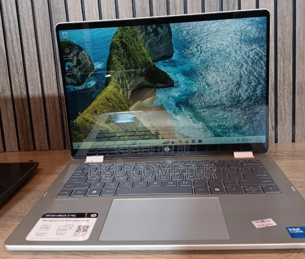 New Laptop HP OmniBook 5 14" 16GB Intel Core 7 SSD 512GB