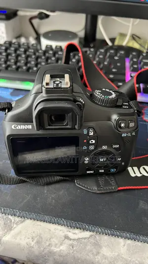 Canon Eos 1100d DSLR Camera