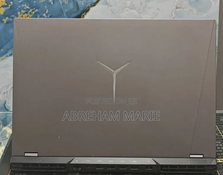 New Laptop Lenovo Legion 5 16GB AMD Ryzen 7 SSD 512GB