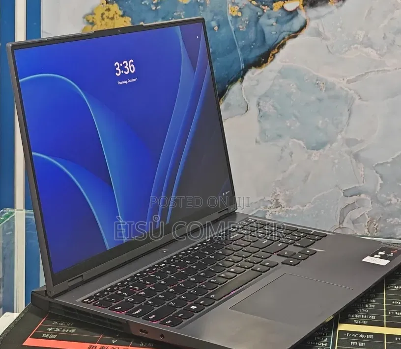 New Laptop Lenovo Legion 5 16GB AMD Ryzen 7 SSD 512GB