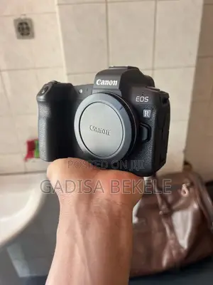 Canon Eos R+red